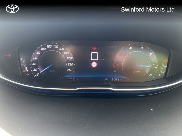 Peugeot 5008 2021