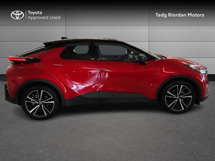 Toyota C-HR 2025