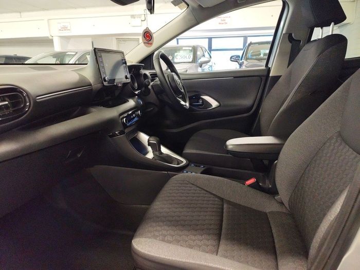 Toyota Yaris 2023