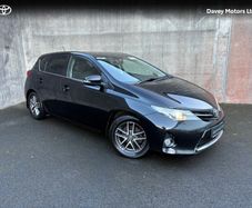 Toyota Auris 2015