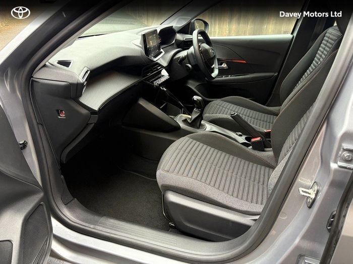 Peugeot 208 2022