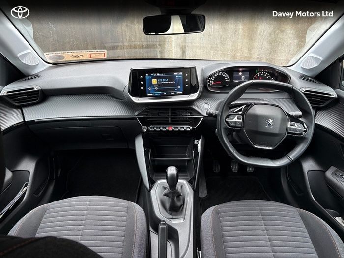 Peugeot 208 2022