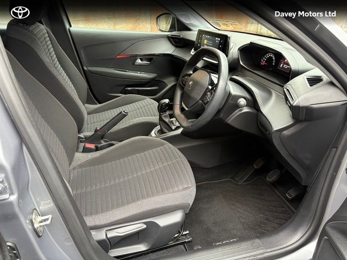 Peugeot 208 2022