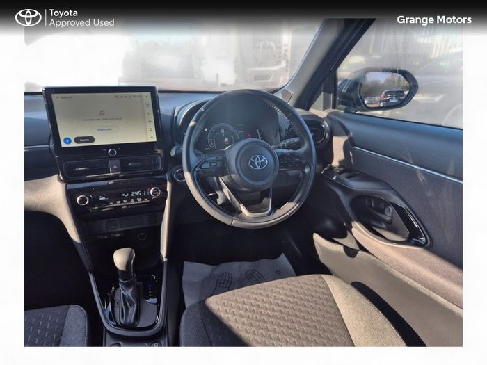 Toyota Yaris Cross 2025