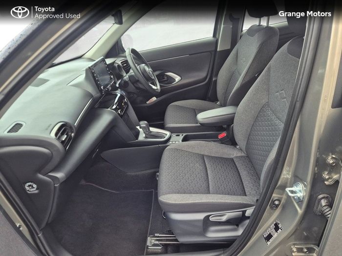 Toyota Yaris Cross 2024