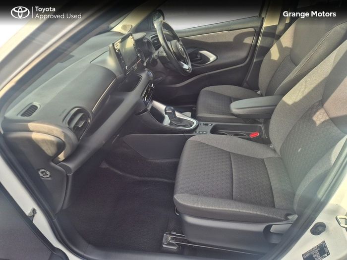 Toyota Yaris 2023