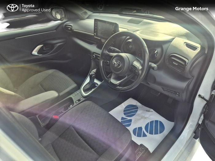 Toyota Yaris 2023