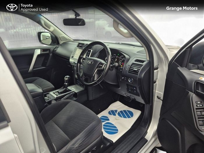 Toyota Landcruiser 2021