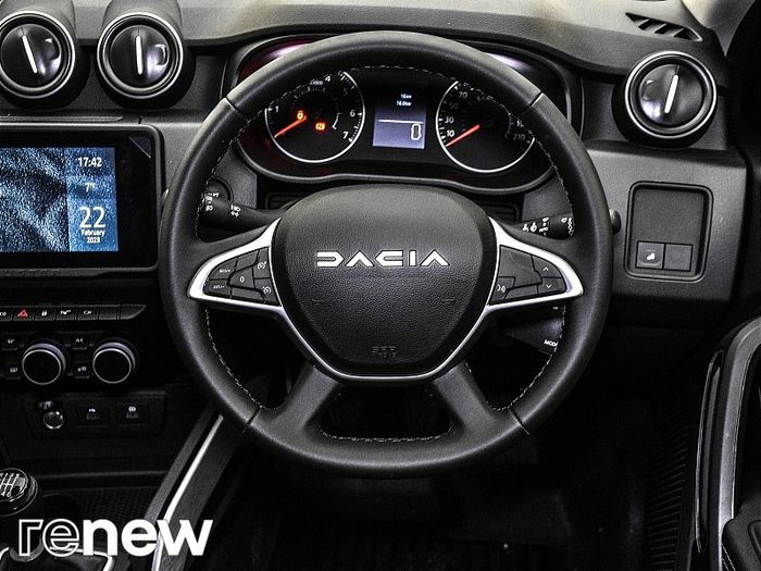 Dacia Duster 2023