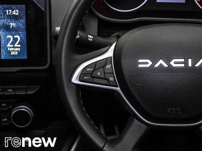 Dacia Duster 2023