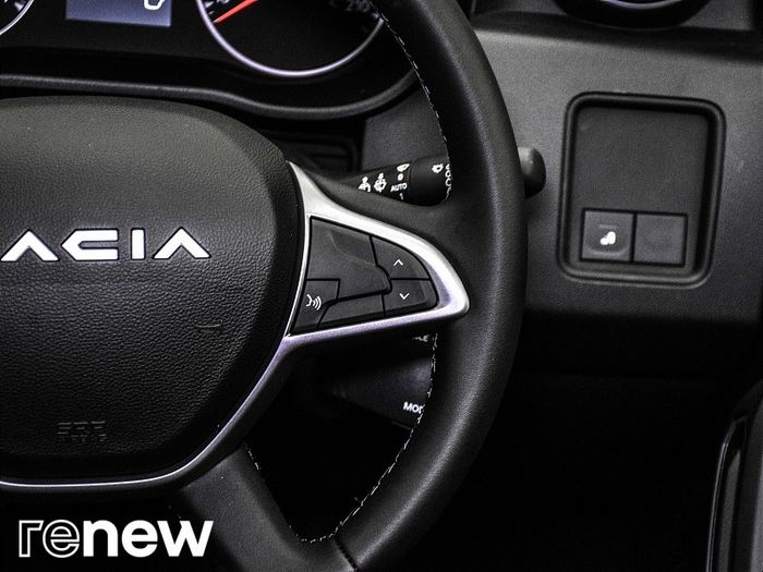 Dacia Duster 2023