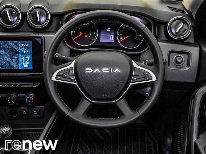 Dacia Duster 2023