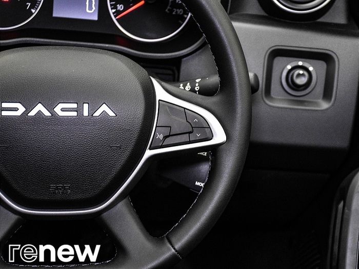 Dacia Duster 2023