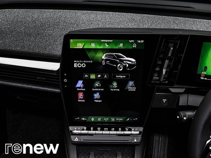 Renault Scenic E-Tech 2025