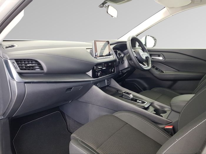 Nissan QASHQAI 2024