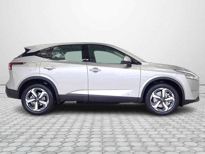 Nissan QASHQAI 2024