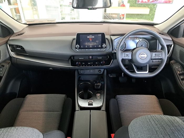 Nissan X-Trail 2025
