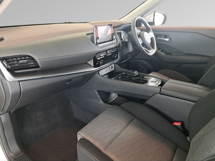 Nissan X-Trail 2025