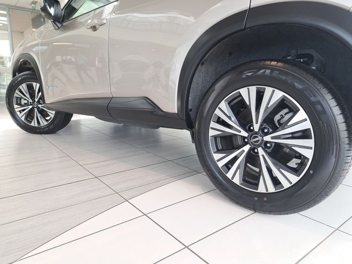 Nissan X-Trail 2025