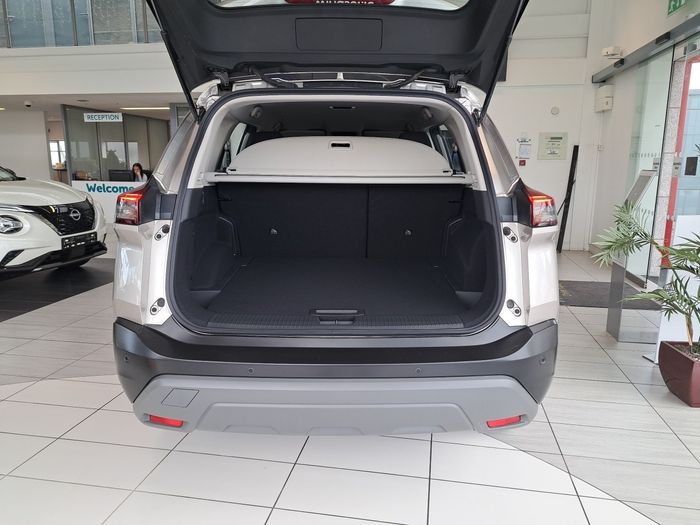 Nissan X-Trail 2025
