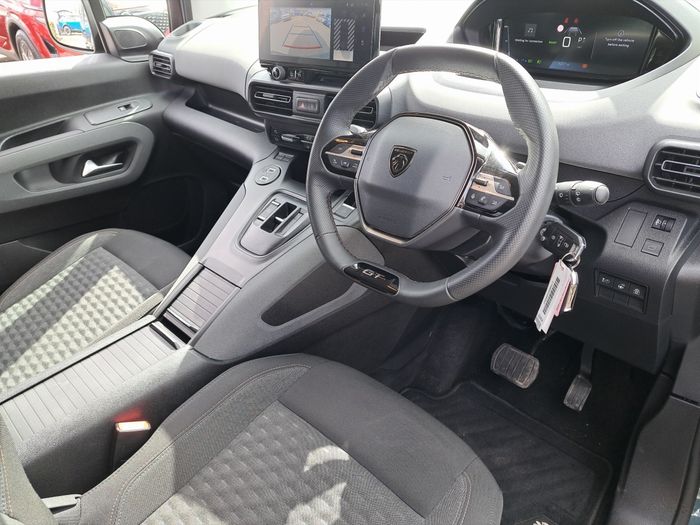 Peugeot Rifter 2025