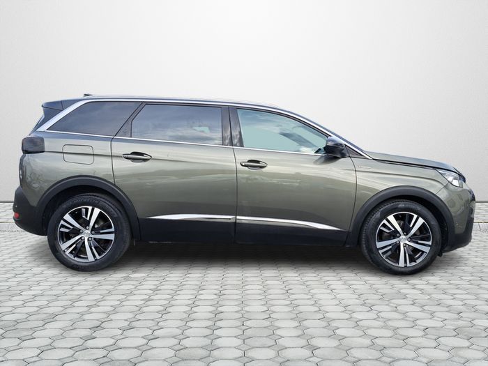 Peugeot 5008 2020
