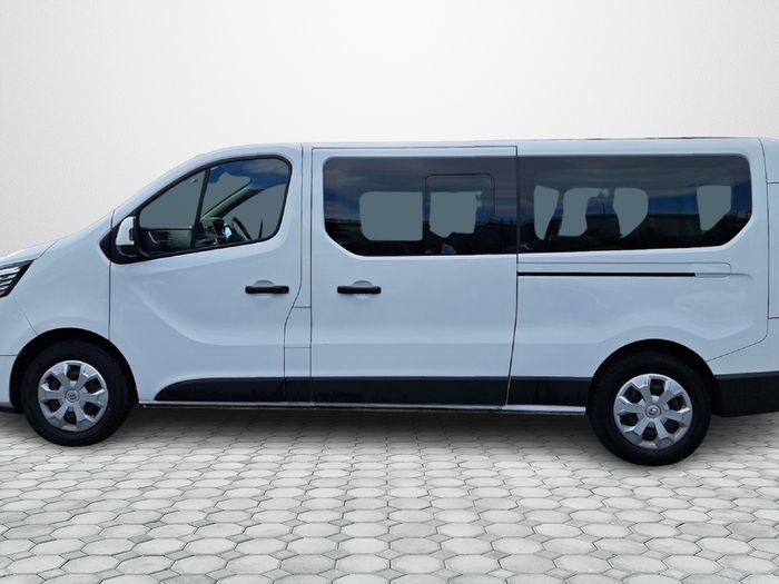 Renault Trafic Passenger 2024
