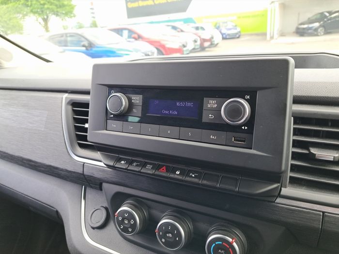 Renault Trafic Passenger 2024