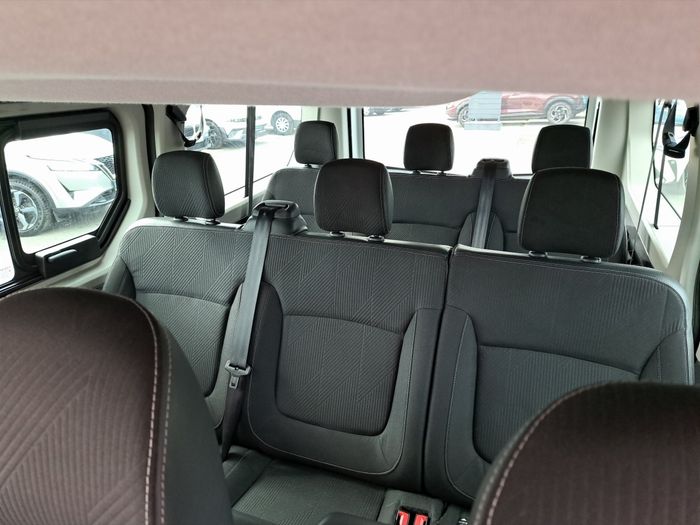 Renault Trafic Passenger 2024