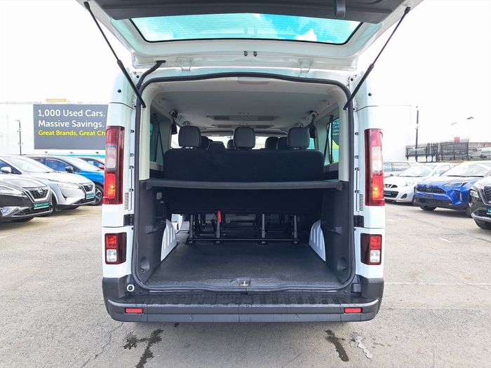 Renault Trafic Passenger 2024