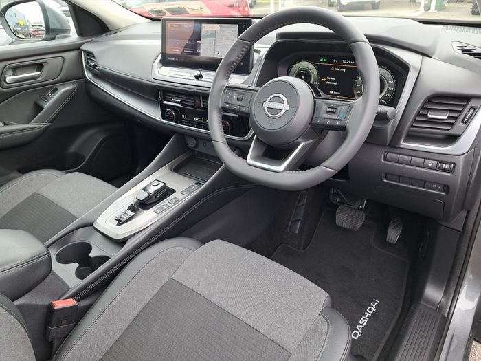 Nissan QASHQAI 2025