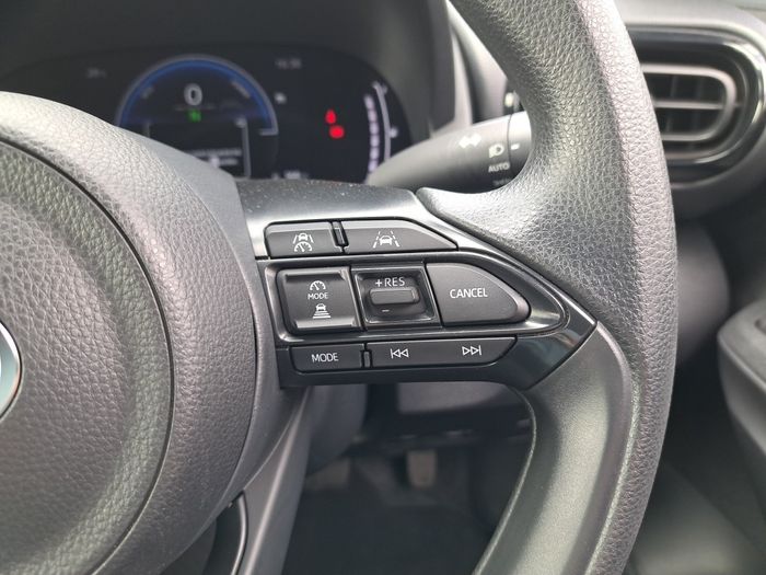Toyota Yaris 2024