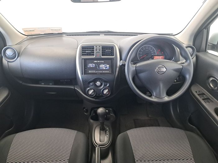 Nissan March 2021