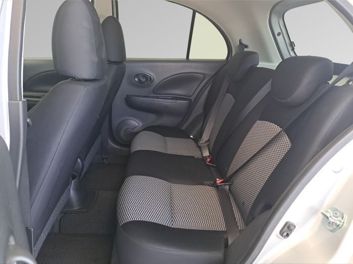Nissan March 2021