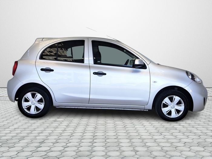 Nissan March 2021