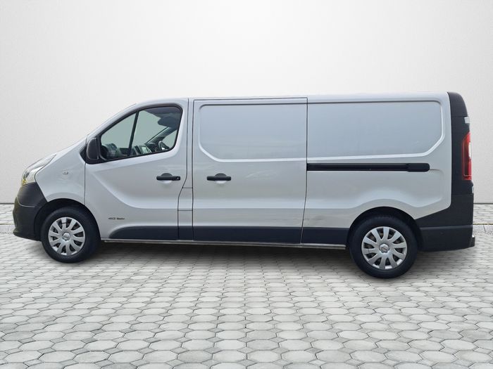 Nissan NV300 2020