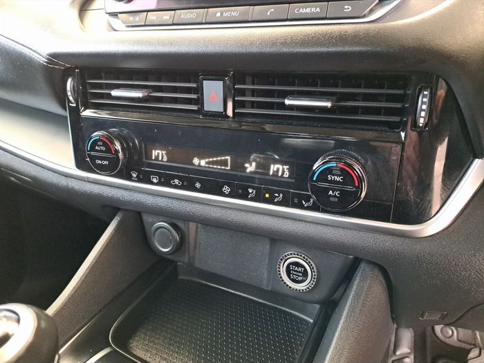 Nissan QASHQAI 2024