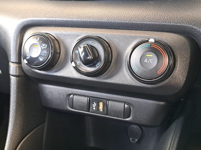 Toyota Yaris 2021