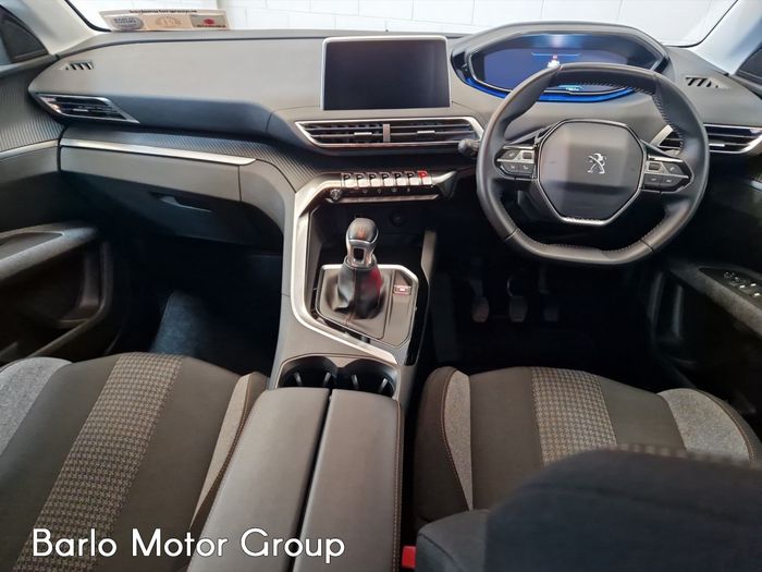 Peugeot 5008 2020
