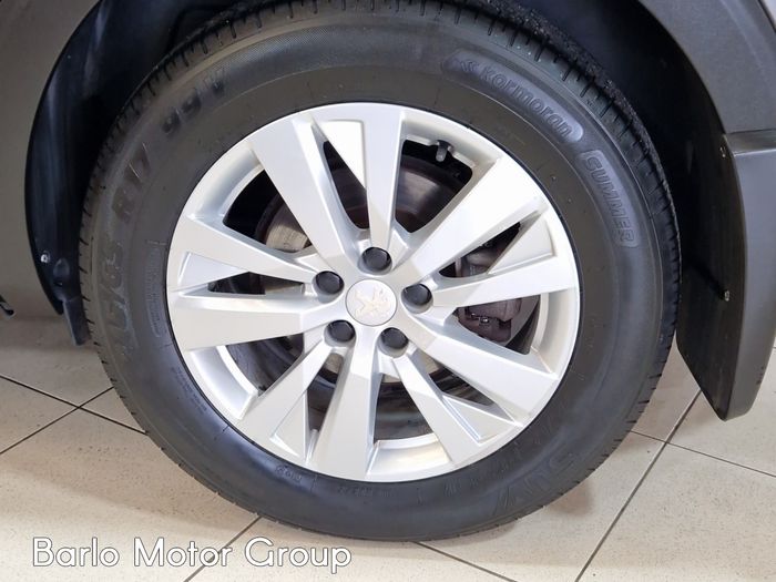 Peugeot 5008 2020