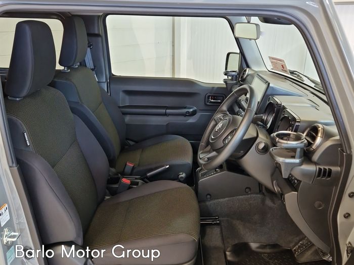 Suzuki Jimny 2025