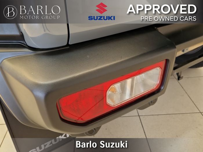 Suzuki Jimny 2025