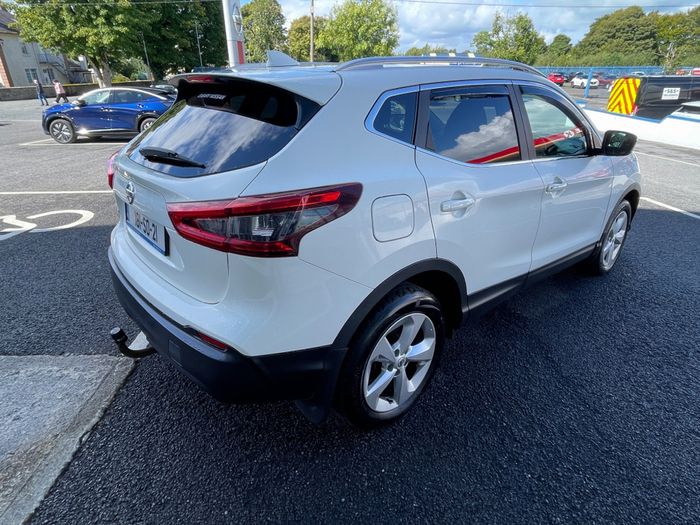 Nissan QASHQAI 2018
