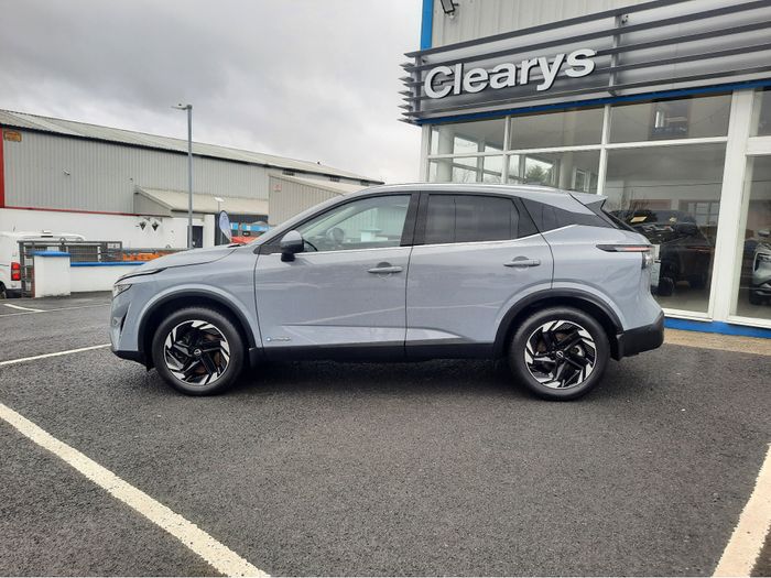 Nissan QASHQAI 2025