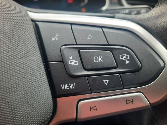 Volkswagen T-Roc 2024