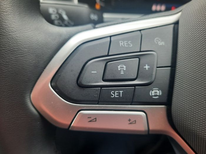 Volkswagen T-Roc 2024