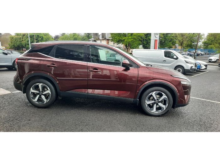 Nissan QASHQAI 2024
