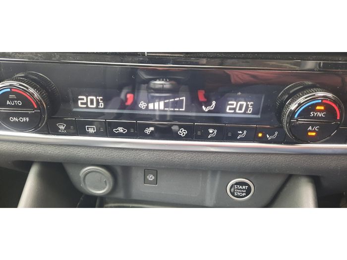 Nissan QASHQAI 2024