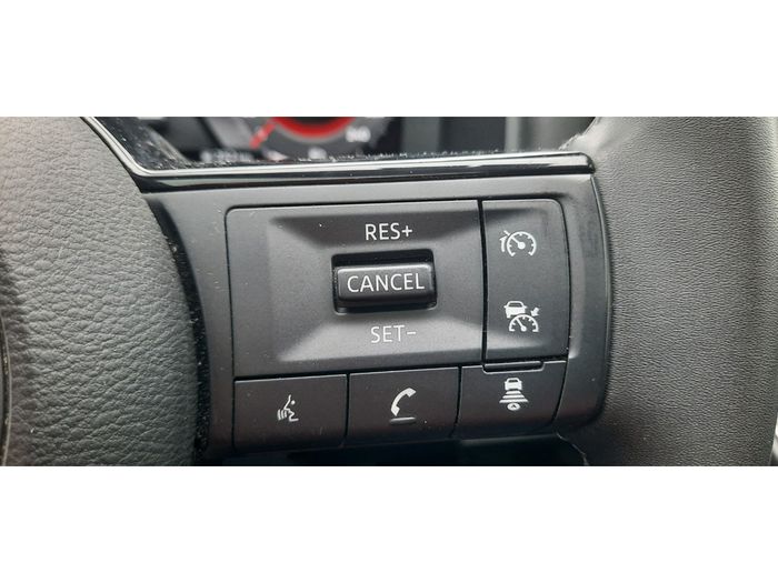 Nissan QASHQAI 2024