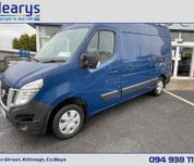 Nissan NV400 2019